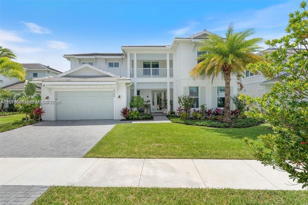 Photo of 9369 Crestview Cir, Palm Beach Gardens, FL 33412 (MLS # A11978548)
