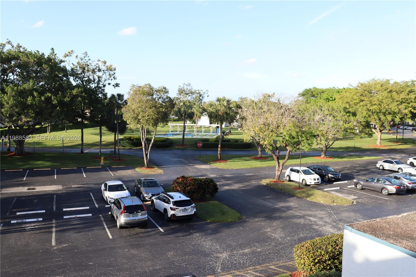 1 OF PALM SPRINGS 2 CONDO - Residential