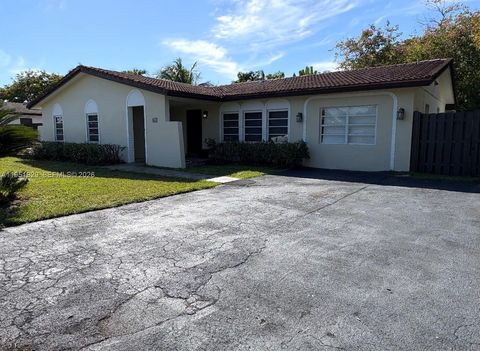 7910 SW 131st Ave Miami FL 33183