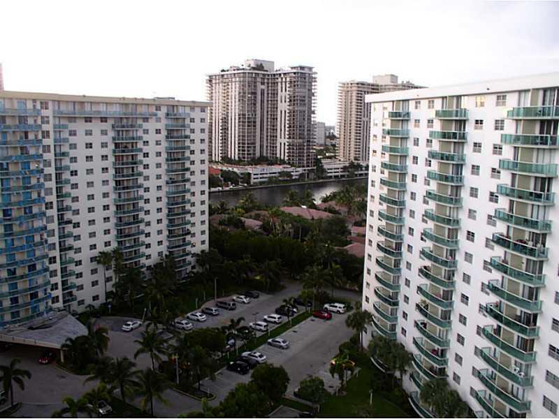 OCEANVIEW BUILDING B COND - Residential Lease