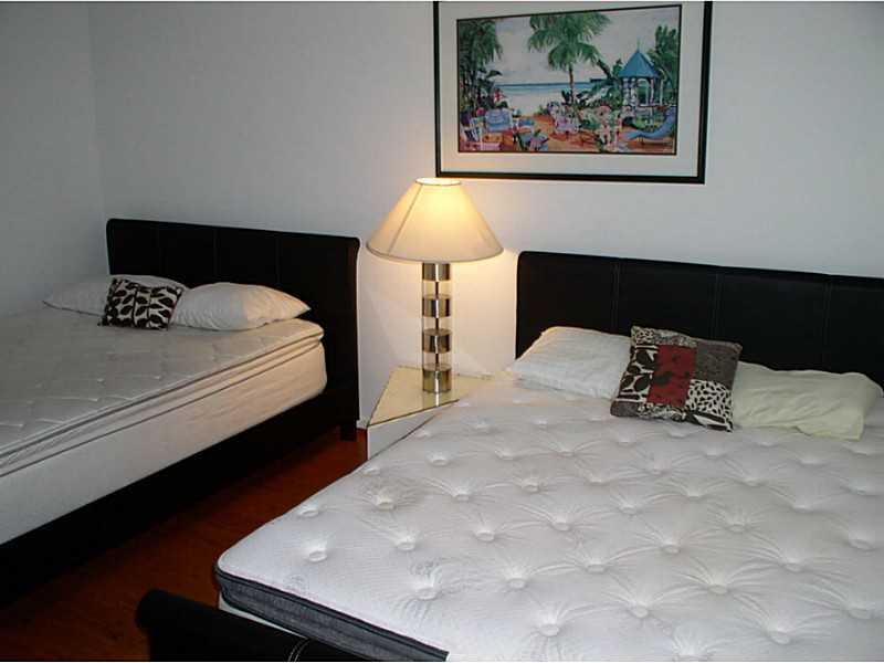 OCEANVIEW BUILDING B COND - Residential Lease