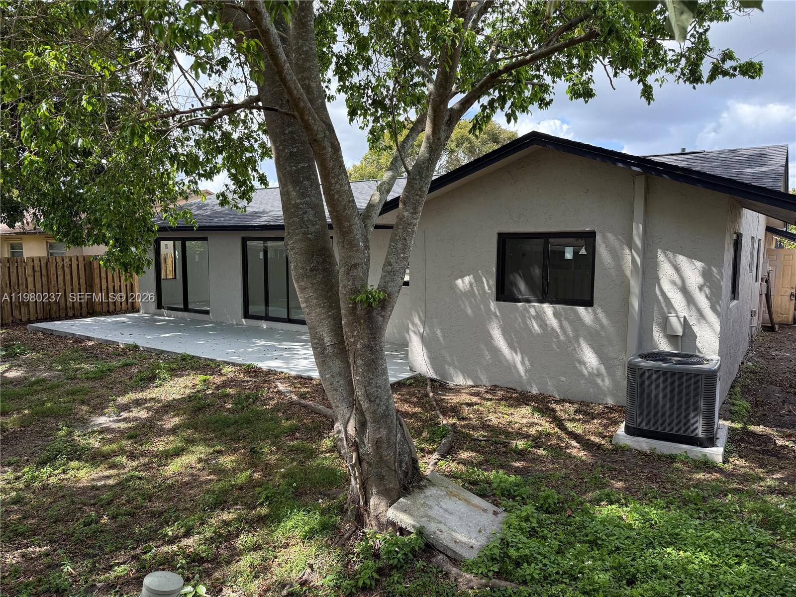 WELLEBY UNIT 2 - Residential