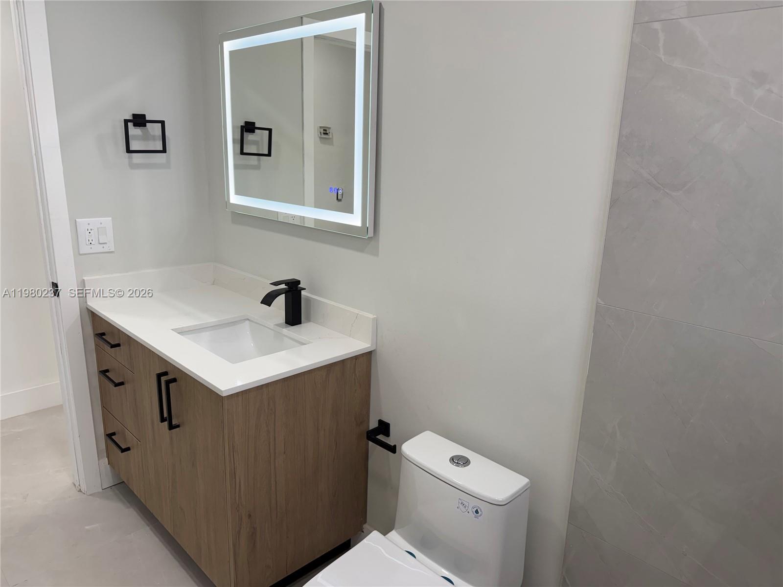 WELLEBY UNIT 2 - Residential