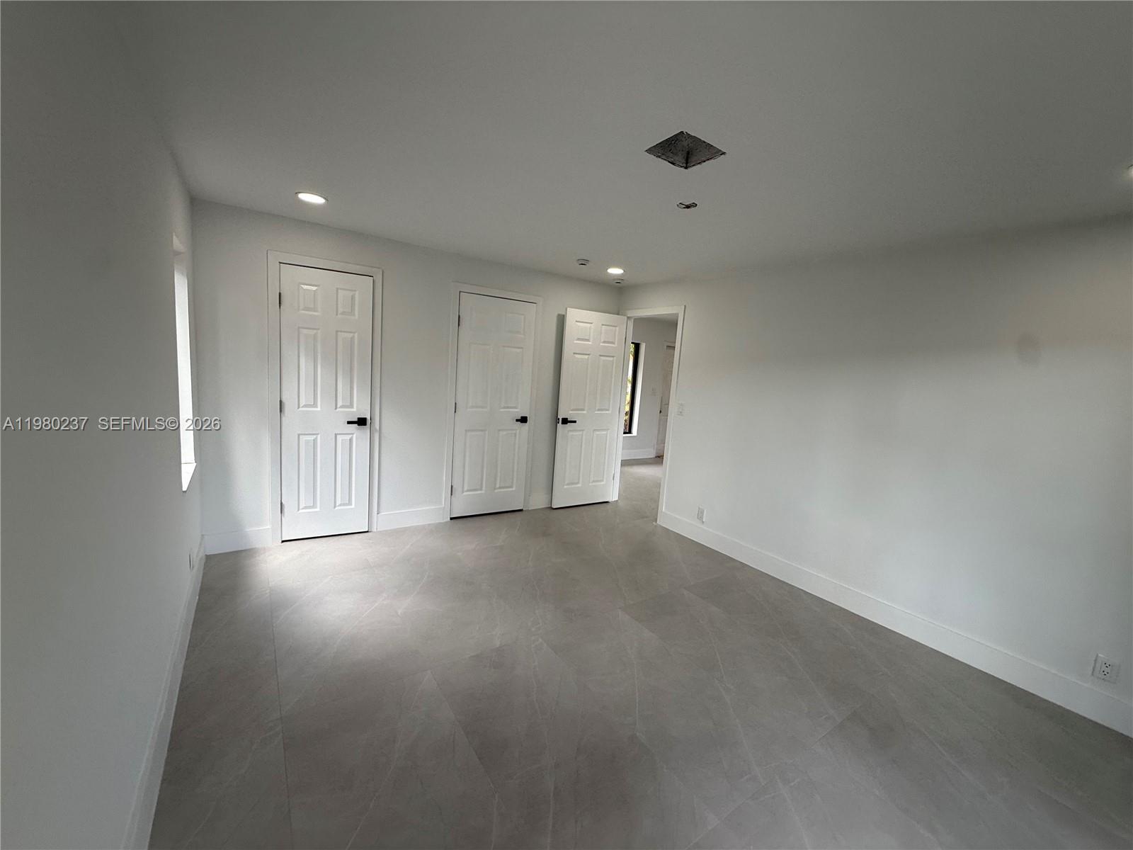 WELLEBY UNIT 2 - Residential