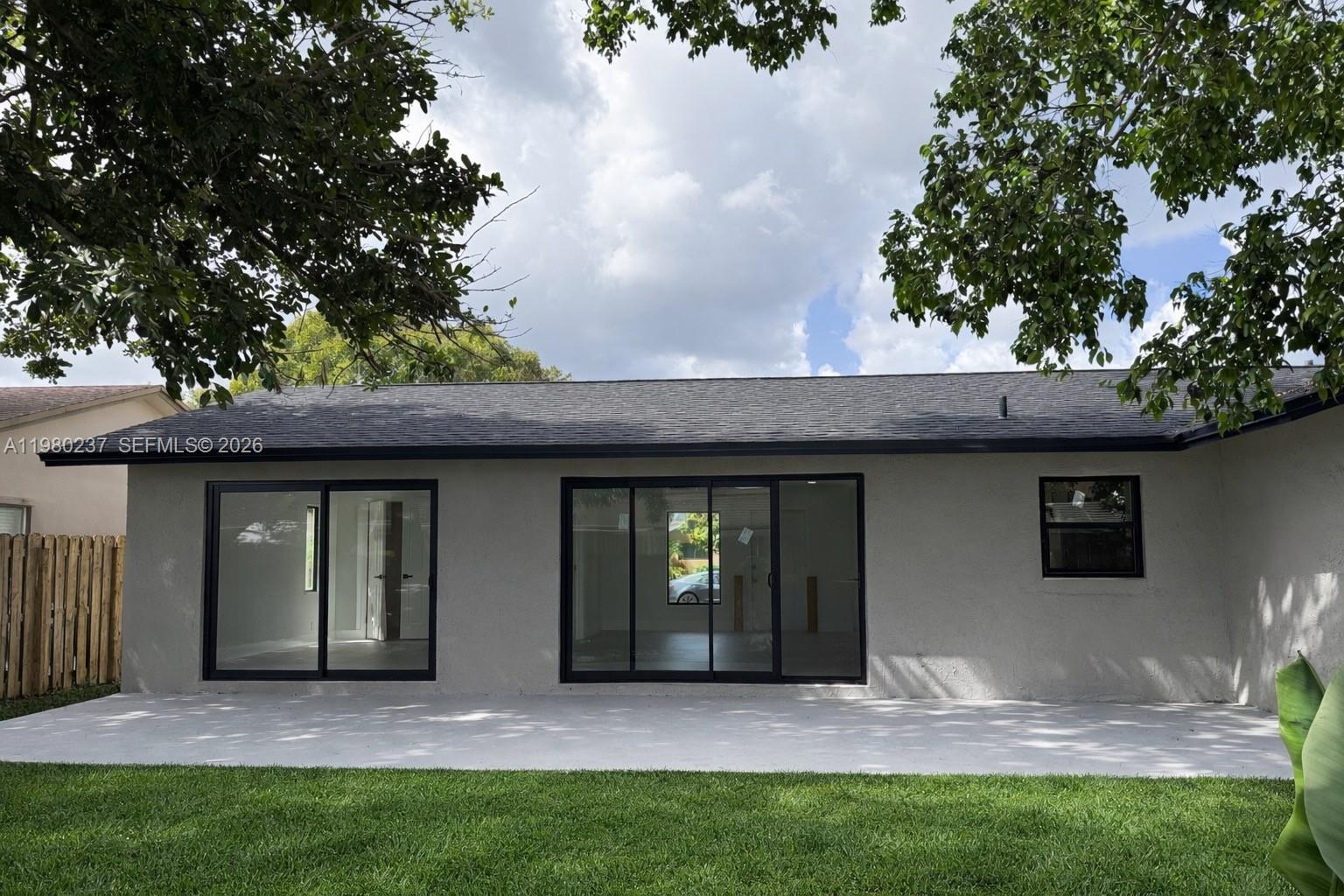 WELLEBY UNIT 2 - Residential