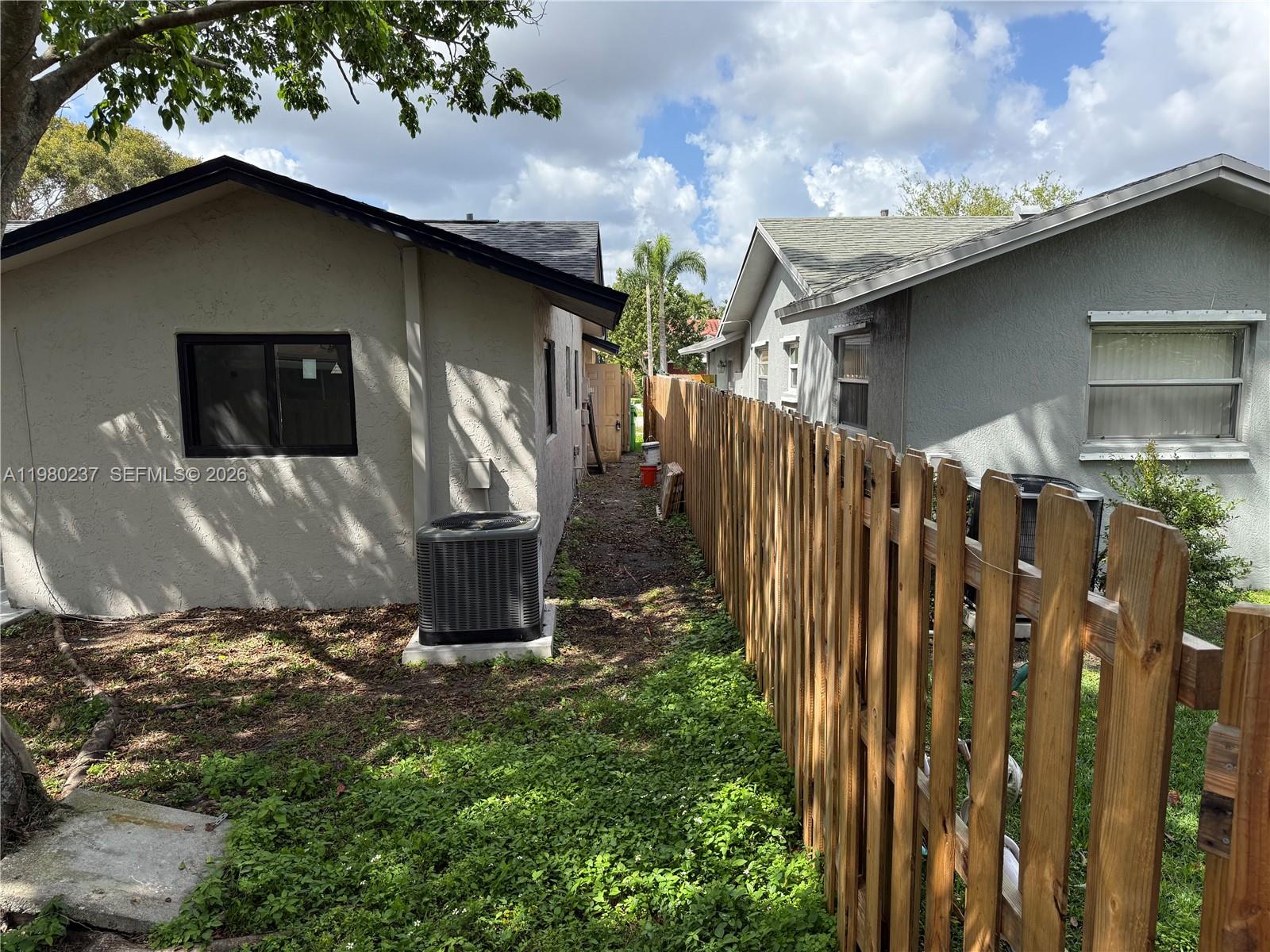 WELLEBY UNIT 2 - Residential