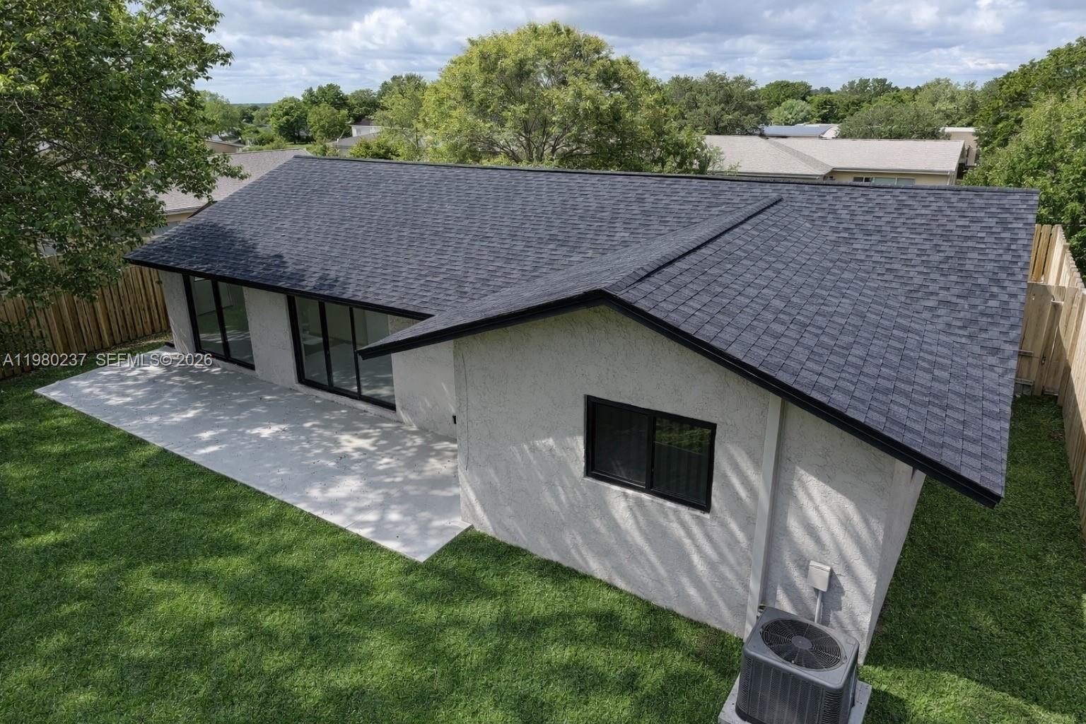 WELLEBY UNIT 2 - Residential