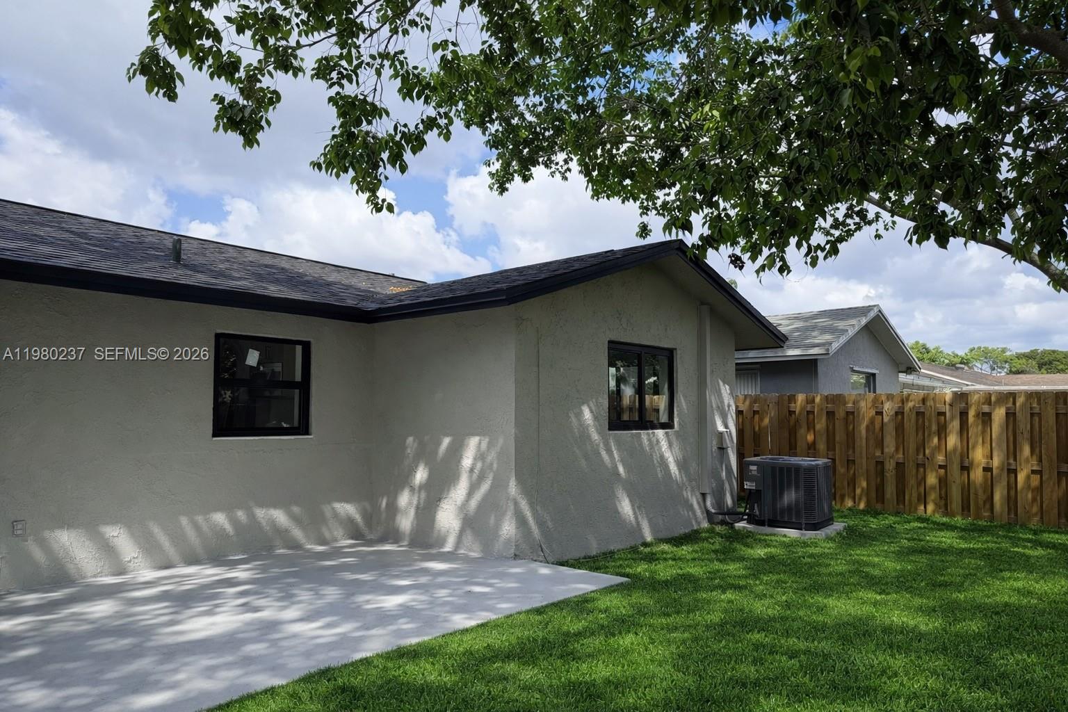 WELLEBY UNIT 2 - Residential