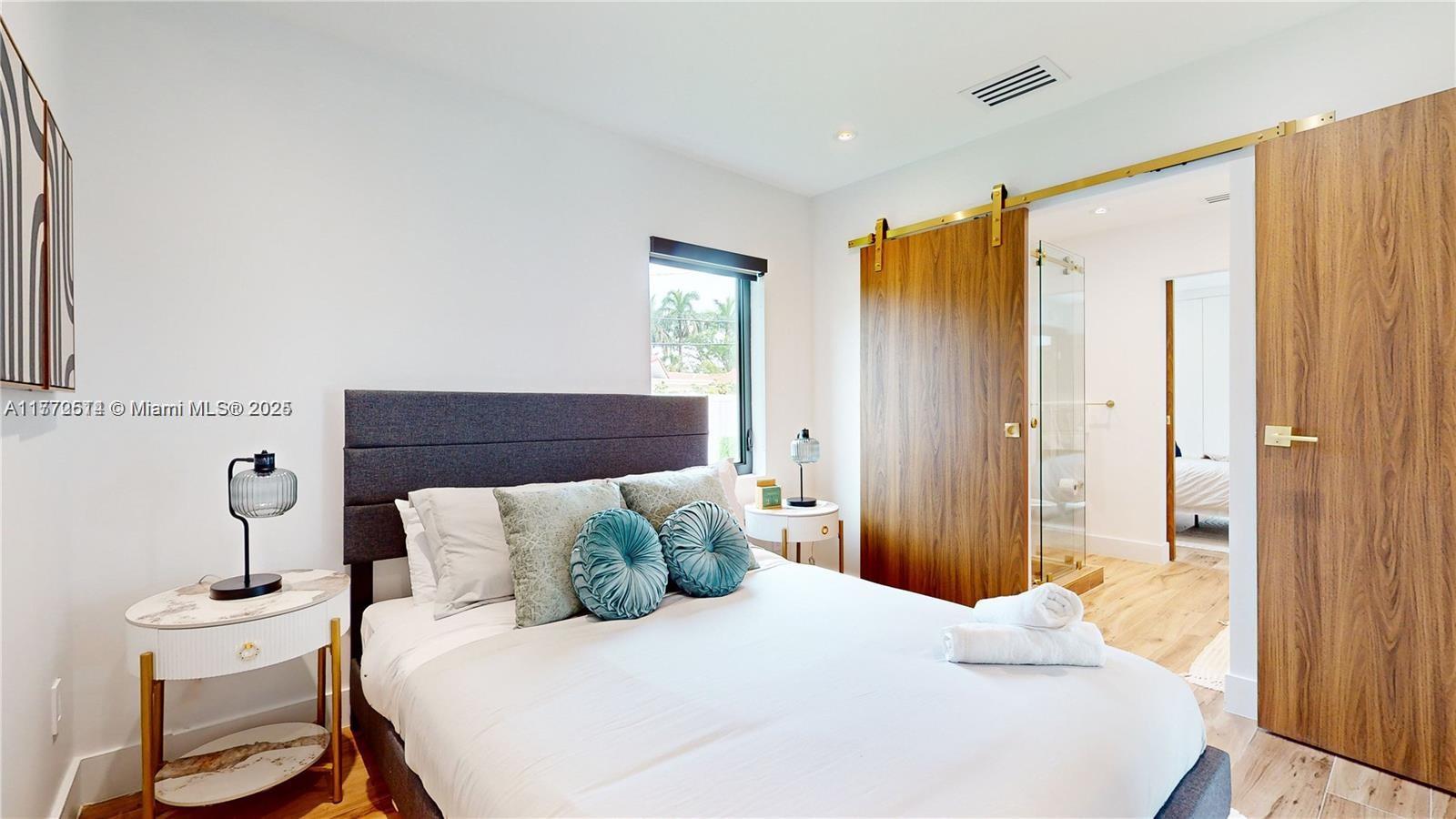 HIGHLAND WOODS SEC 4 - Residential Lease