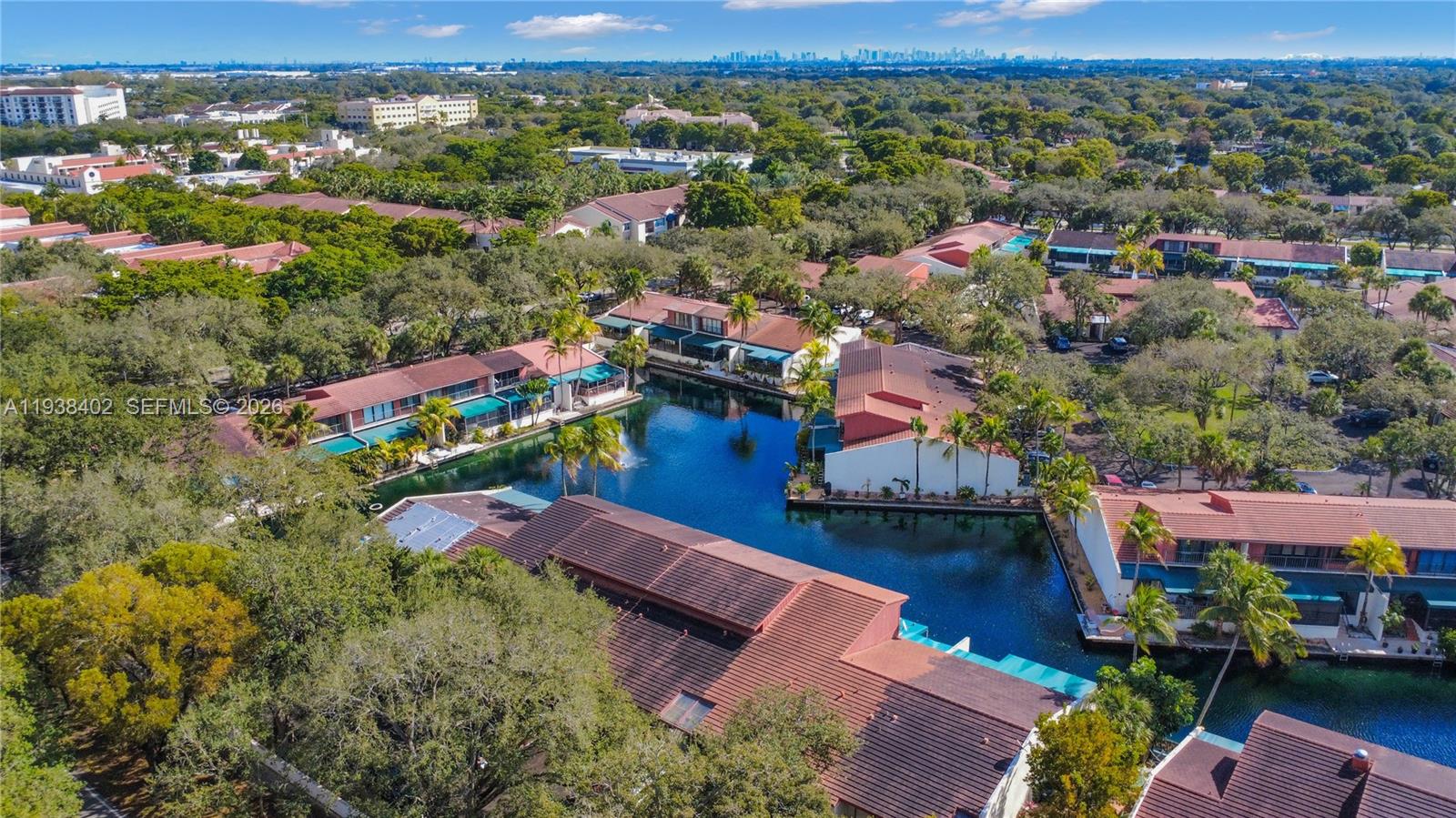 7006 N Loch Isle Dr N