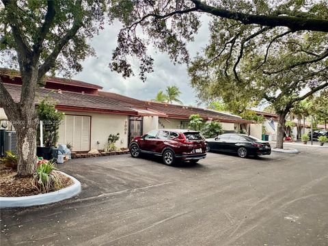 Photo of 7006 N Loch Isle Dr N, Miami Lakes, FL 33014 (MLS # A11938402)