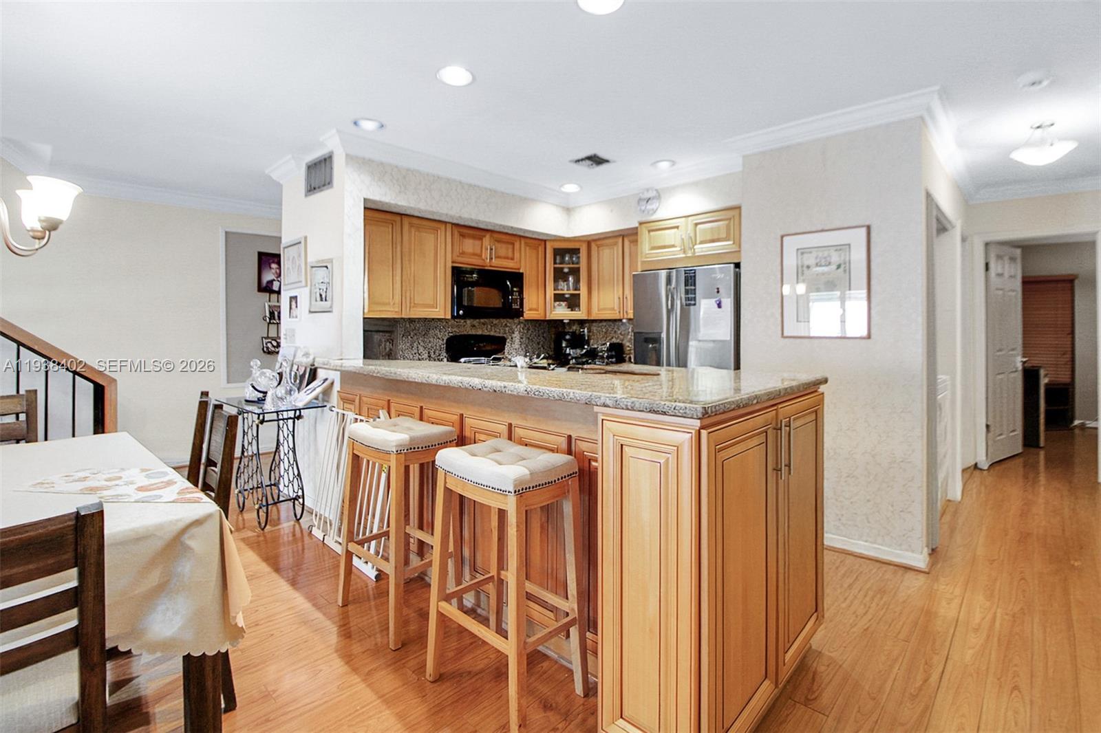 MIAMI LAKES LOCH ISLE - Residential