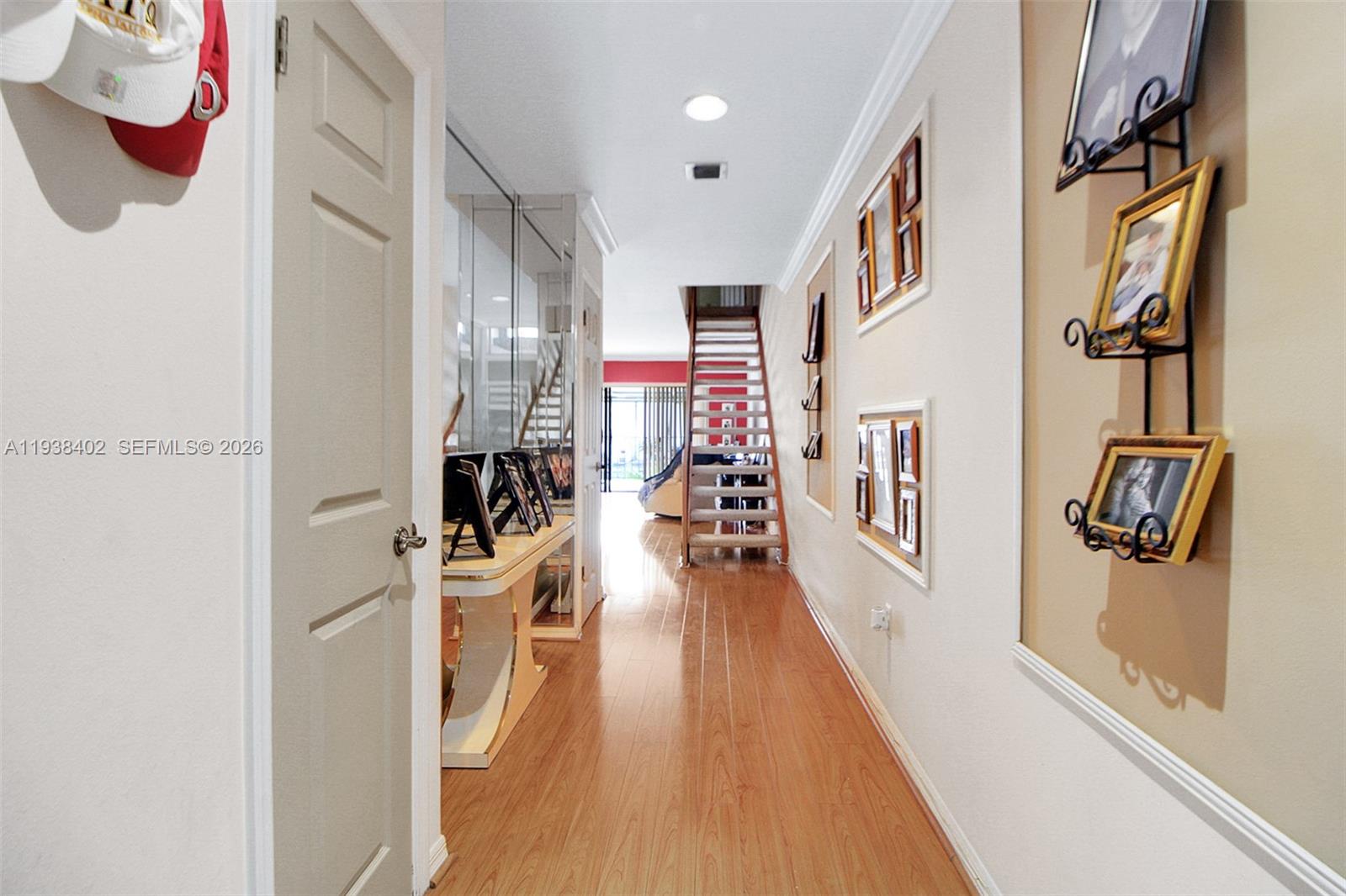 MIAMI LAKES LOCH ISLE - Residential