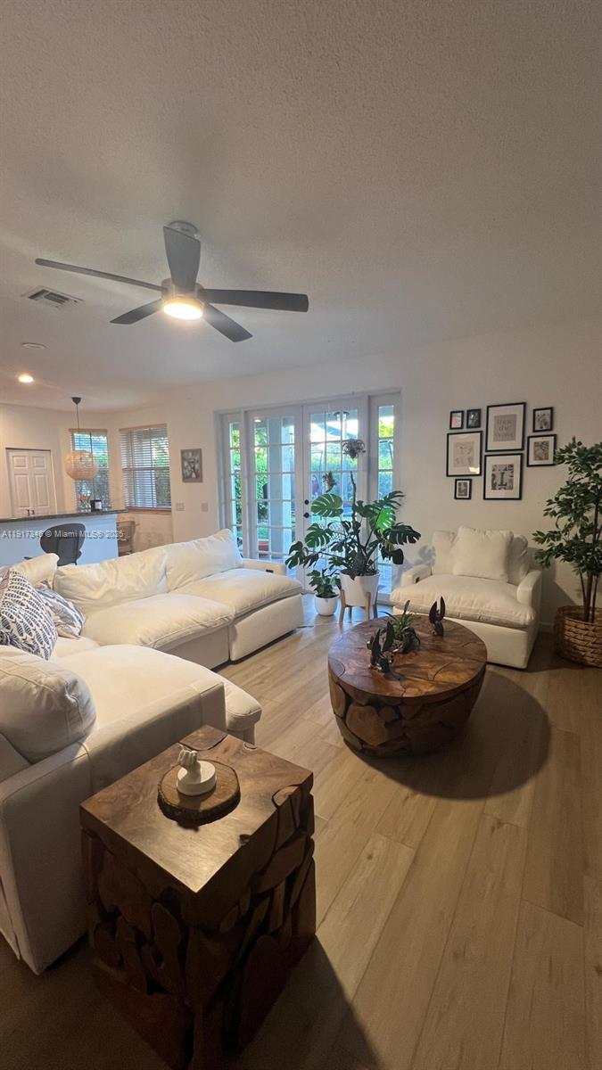 SECTOR 2-PARCELS 1 2 3 4 - Residential Lease