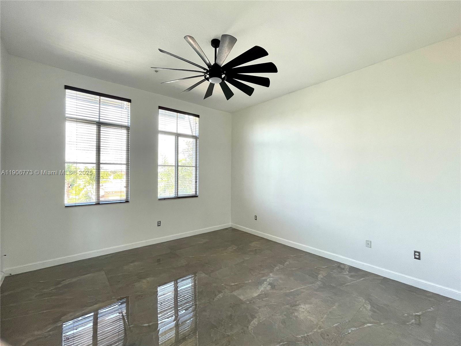 VILLA FLORA CONDO - Residential