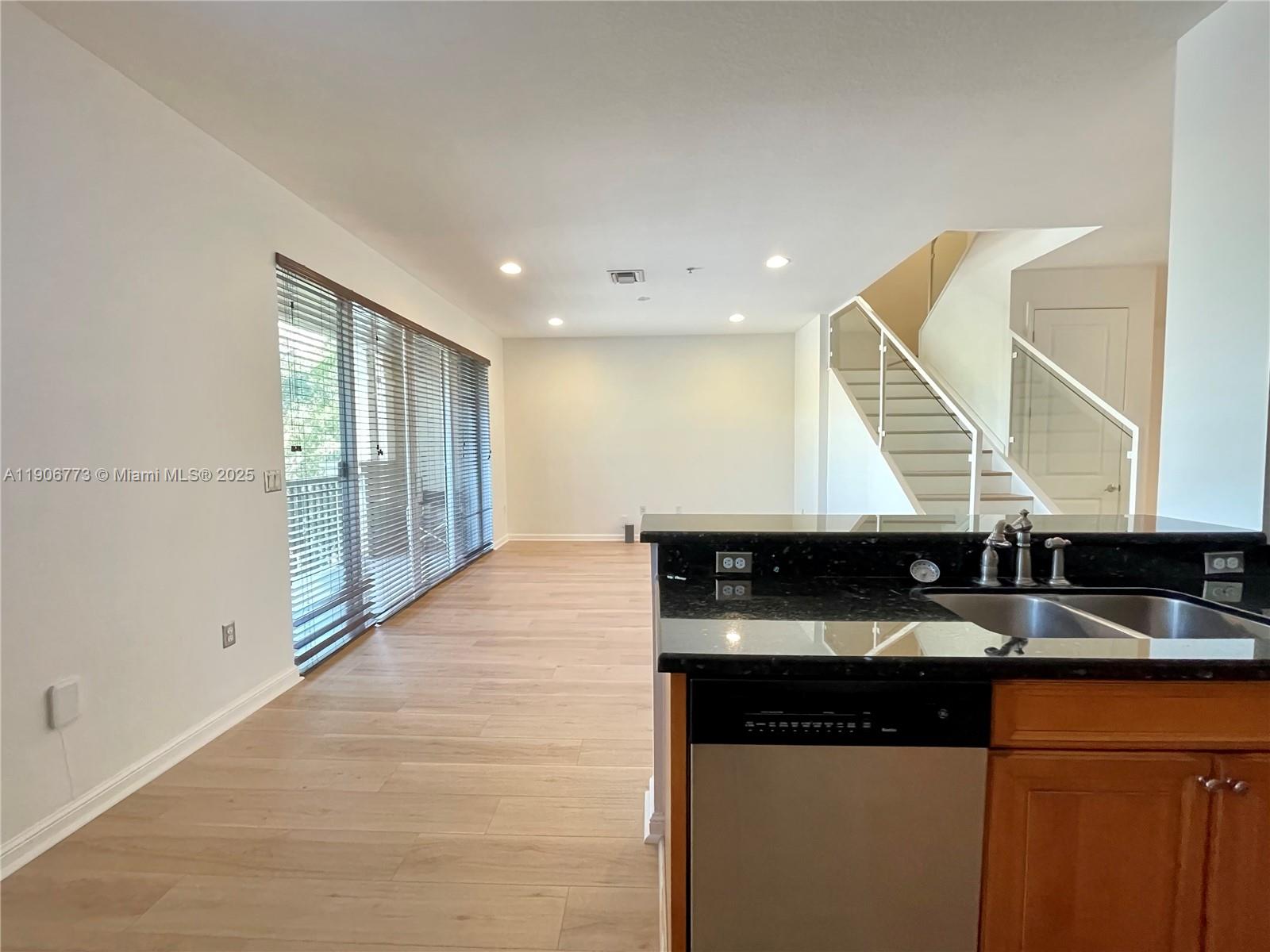 View photos, virtual tours, details... 3020 NW 125th Ave 304