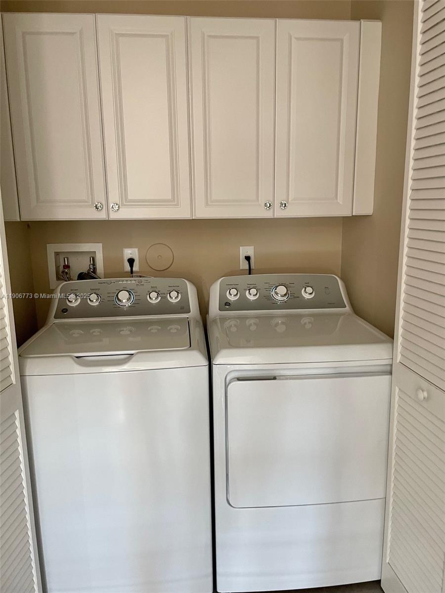 VILLA FLORA CONDO - Residential