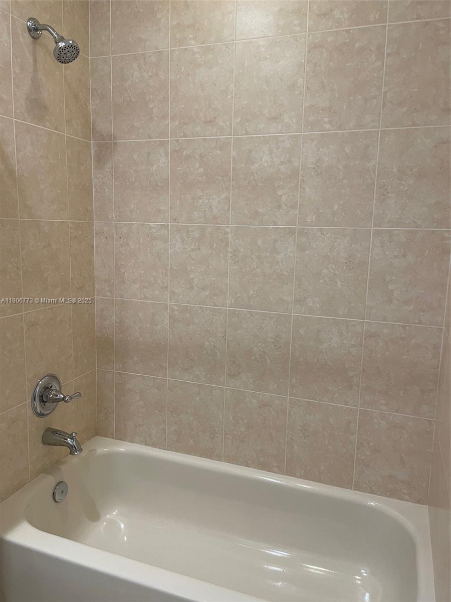 VILLA FLORA CONDO - Residential