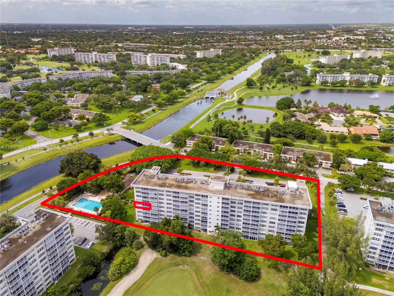 palm aire country club - Residential