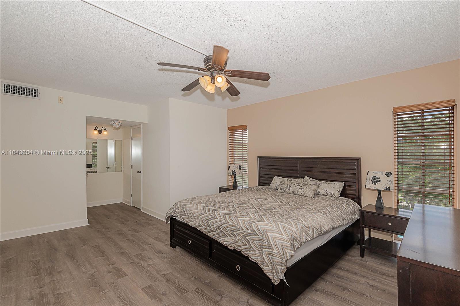 palm aire country club - Residential