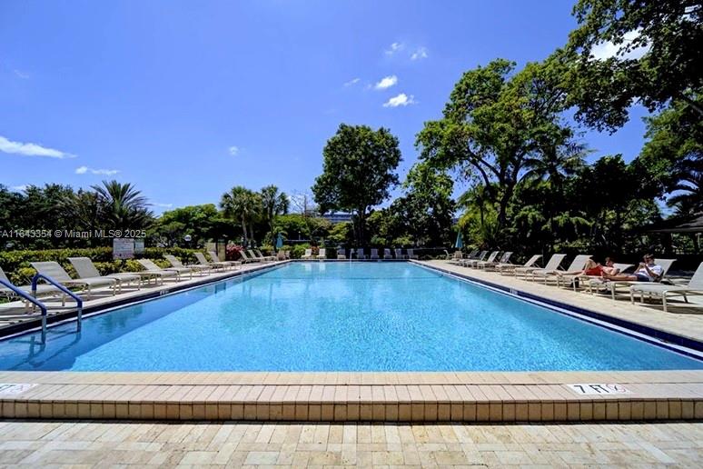 palm aire country club - Residential