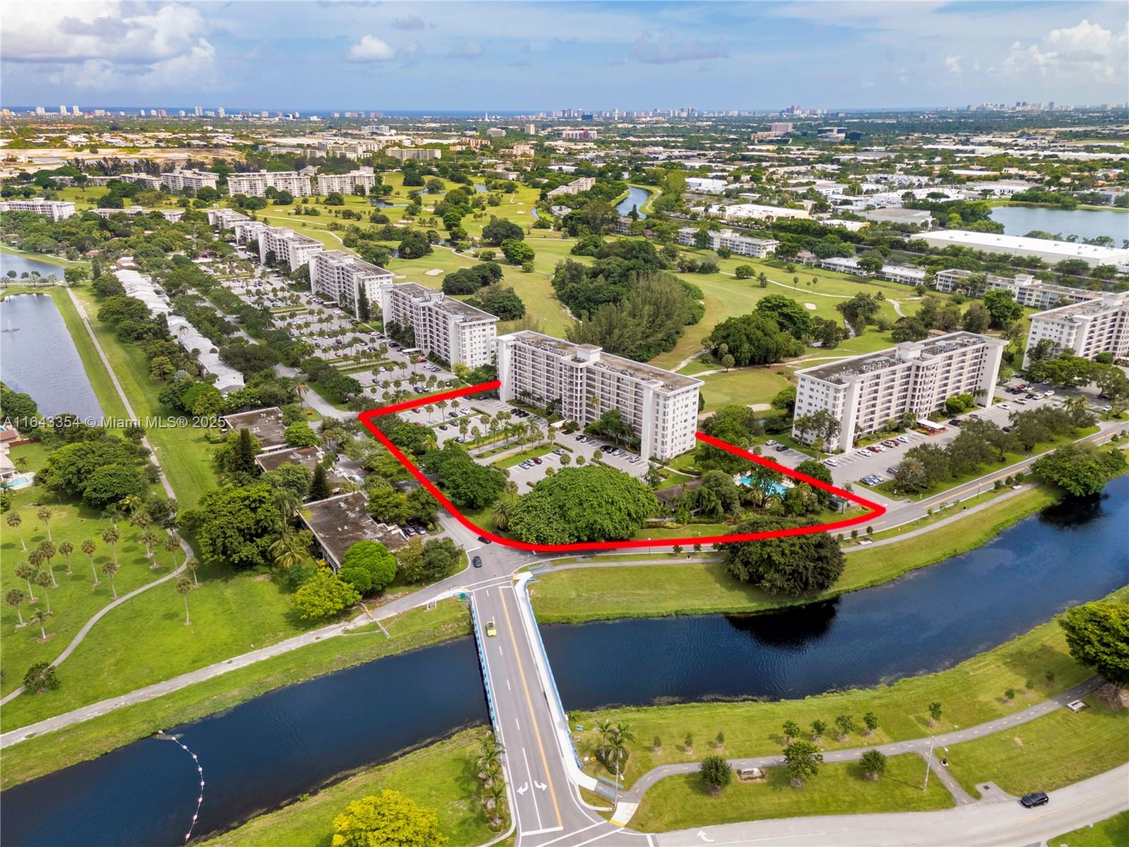 palm aire country club - Residential