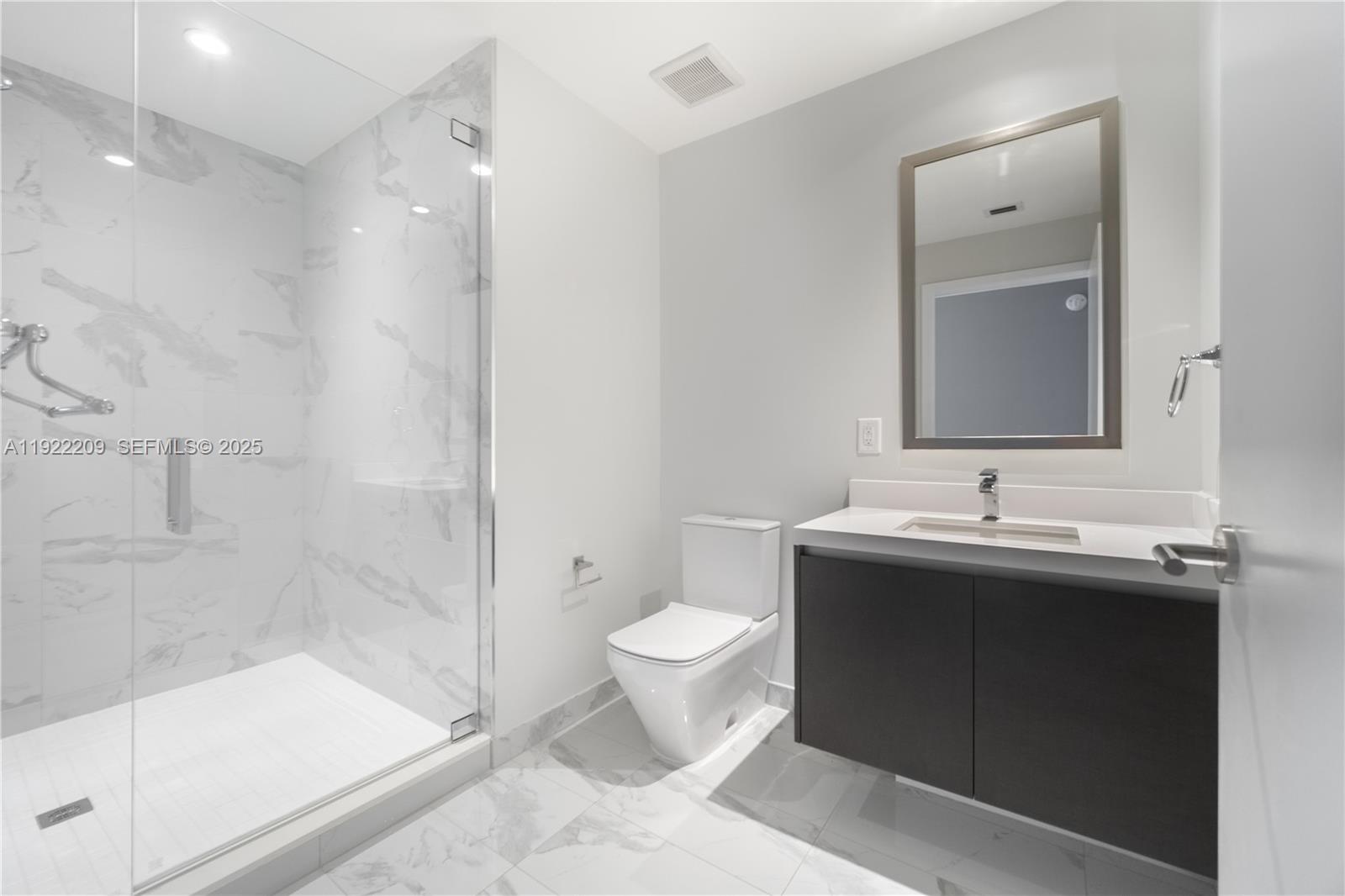 PARAMOUNT MIAMI WORLDCENTE - Residential