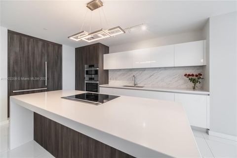 851 NE 1st Ave 3911 Miami FL 33132