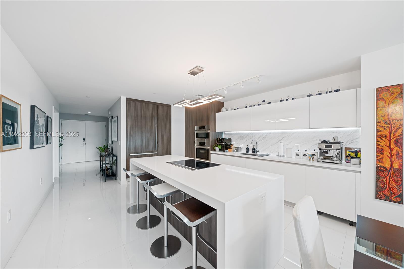 PARAMOUNT MIAMI WORLDCENTE - Residential