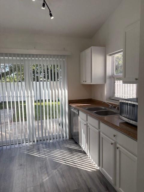 SCARBOROUGH I - Residential Lease