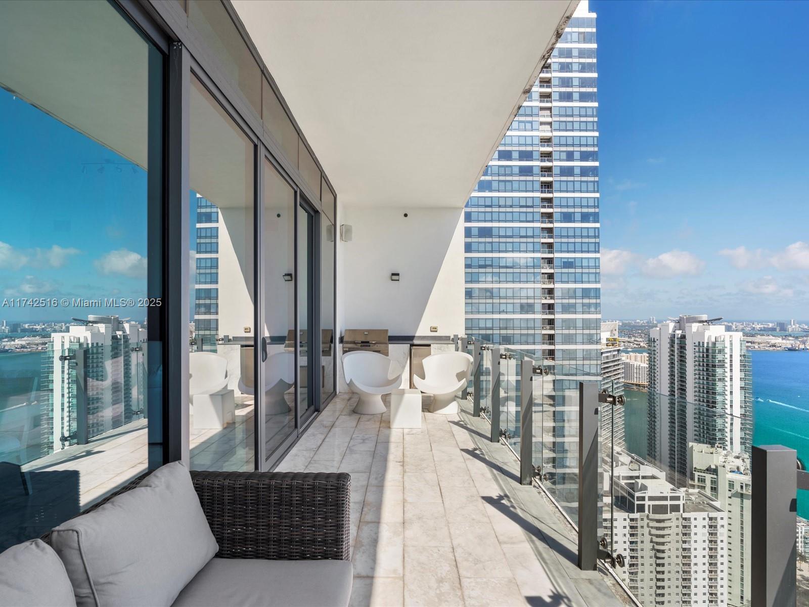 ECHO BRICKELL CONDO - Residential
