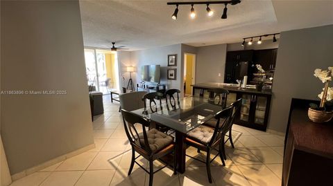 Photo of 19555 E Country Club Dr #8305, Aventura, FL 33180 (MLS # A11863896)