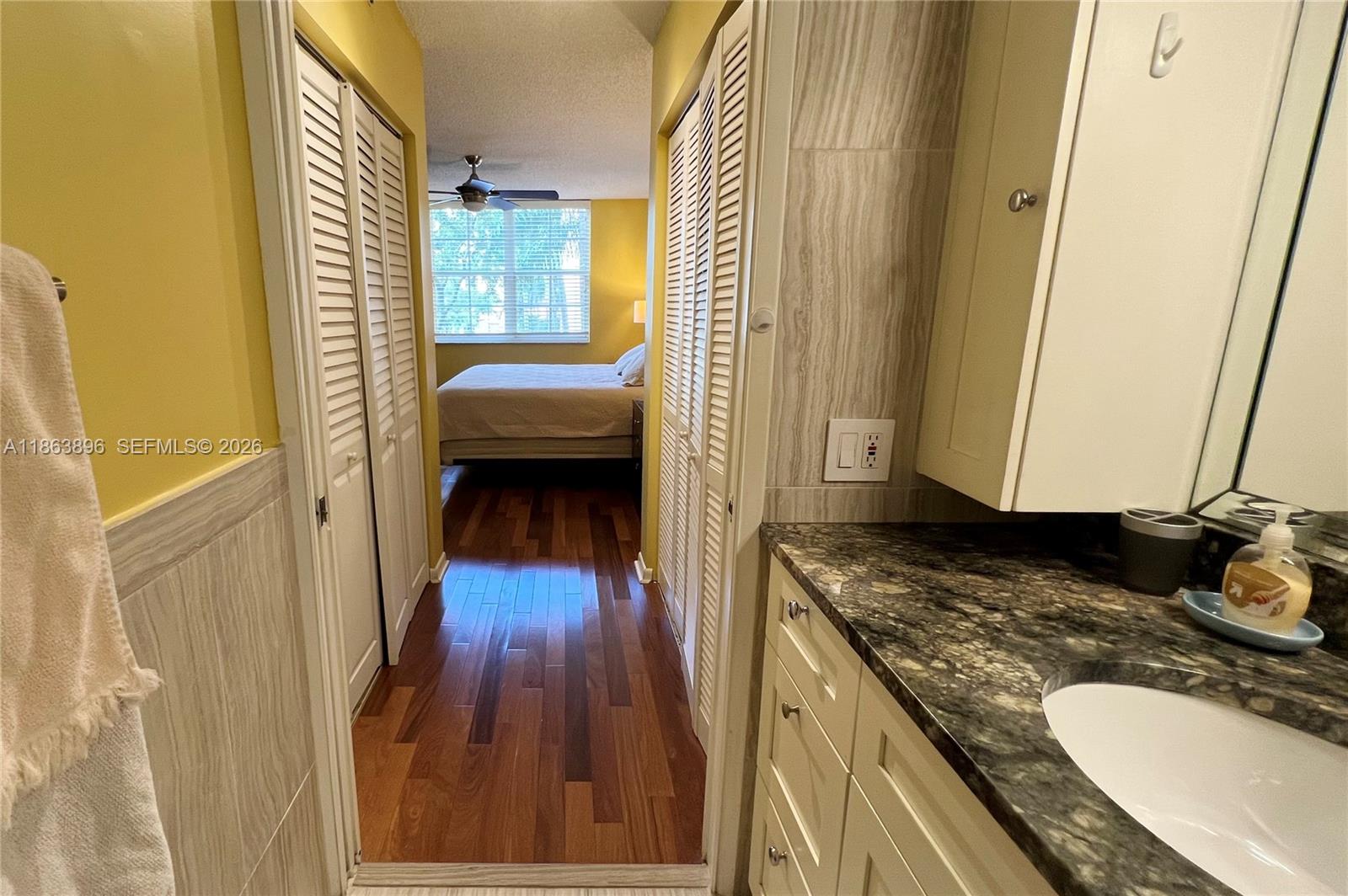 THE YACHT CLUB AT AVENTURA - Residential