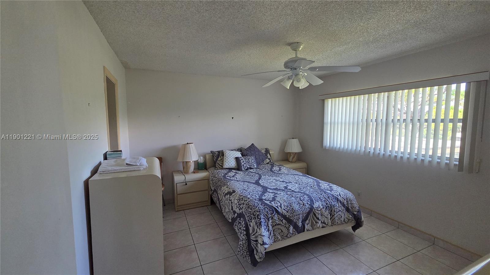 NATURA CONDO NO 1 - Residential