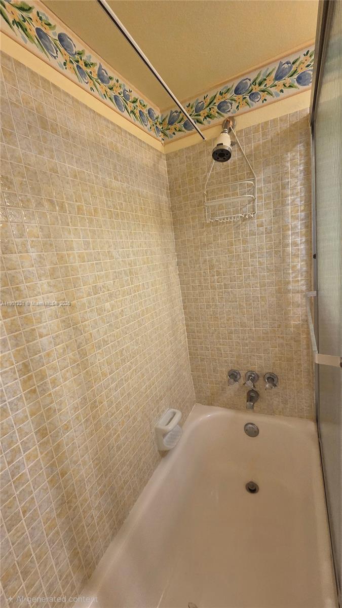 NATURA CONDO NO 1 - Residential