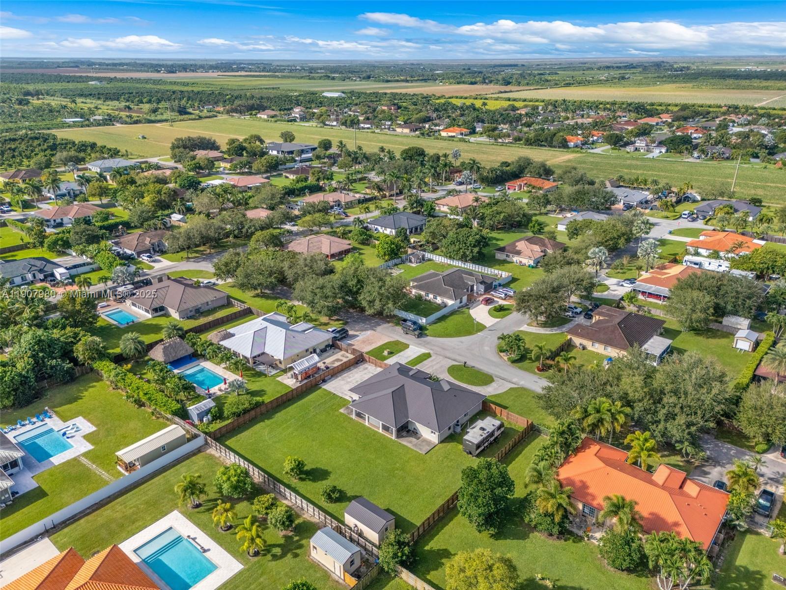 FARM LAND ESTATES - Residential