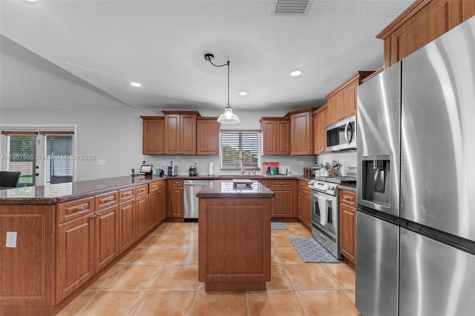 FARM LAND ESTATES - Residential