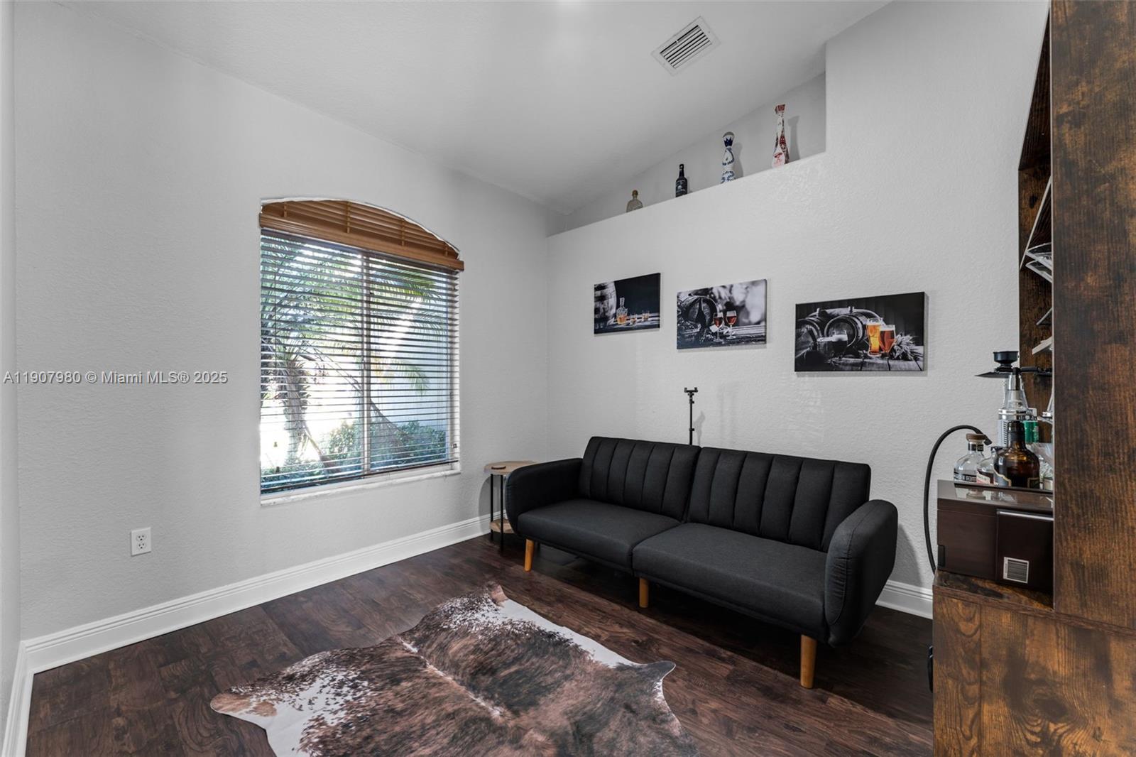 FARM LAND ESTATES - Residential