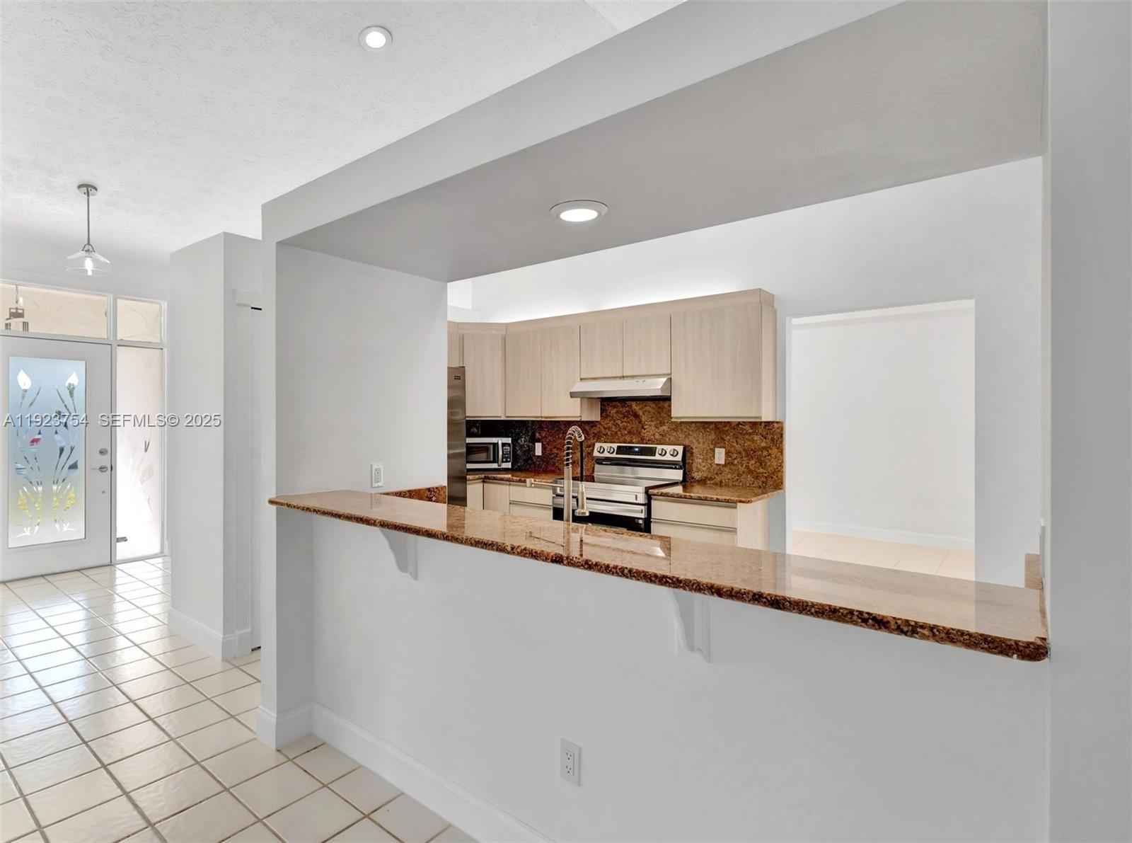 PORT ST LUCIE SECTION 2 - Residential Lease