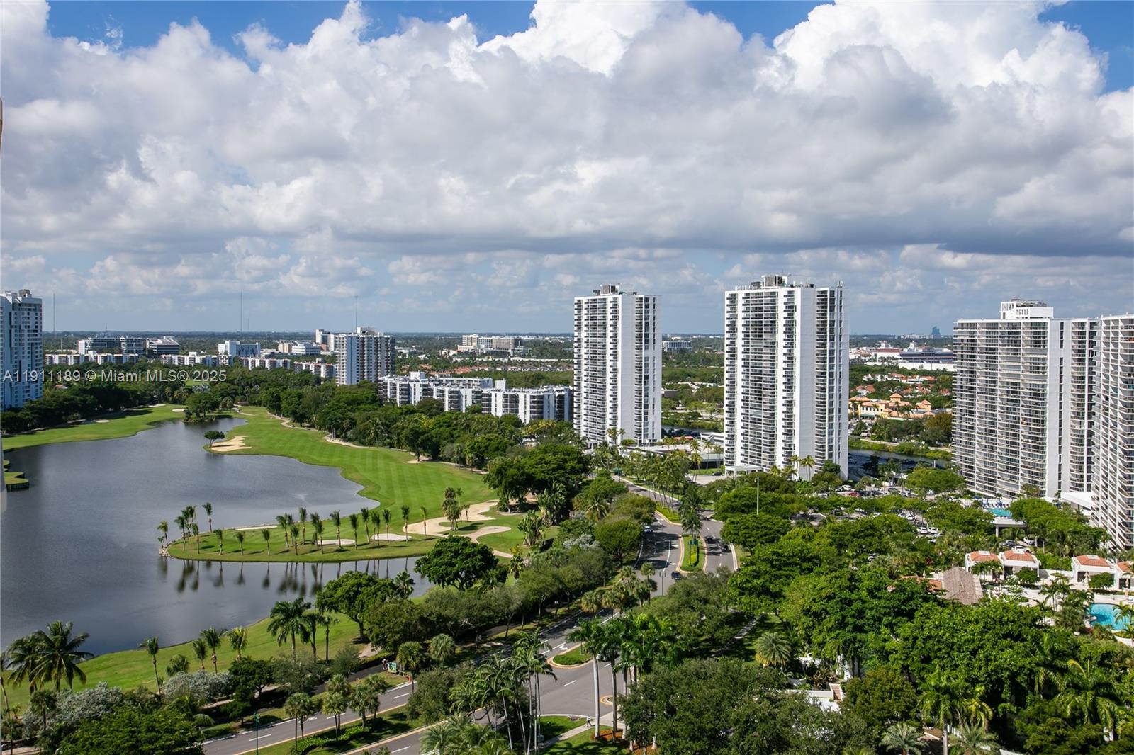 TERRACES NORTH TURNBERRY - Residential