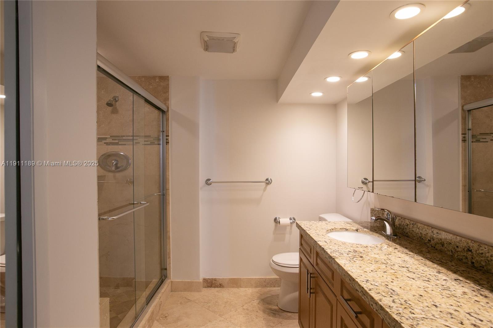 TERRACES NORTH TURNBERRY - Residential