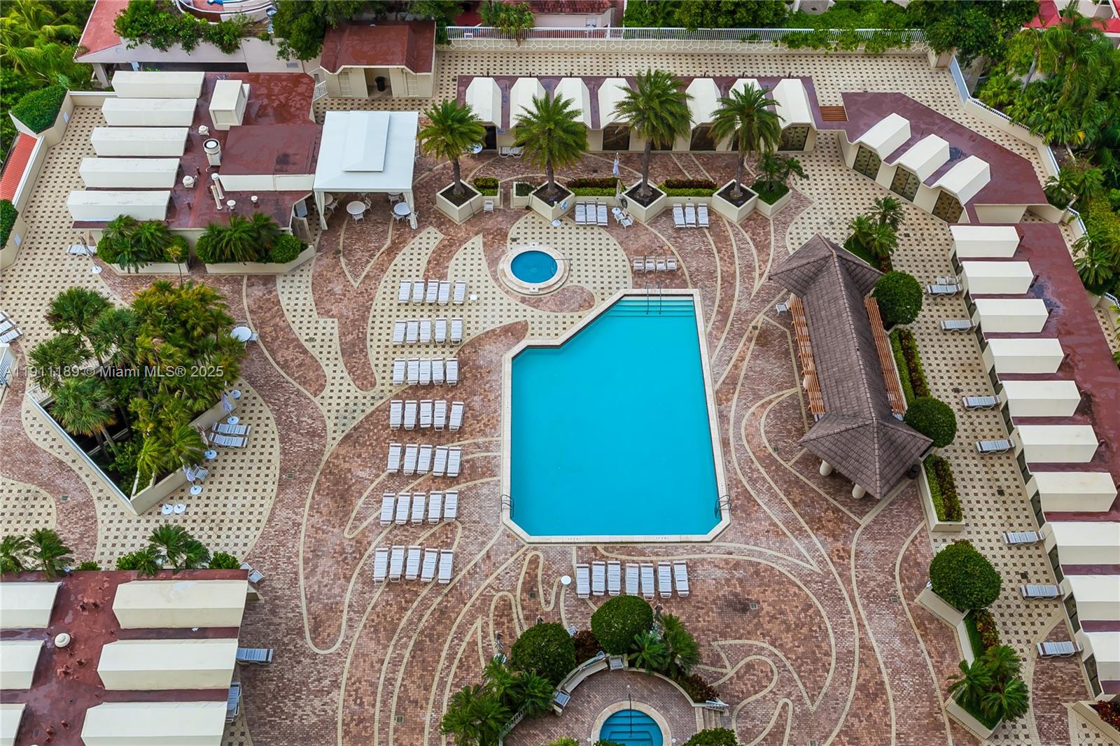 TERRACES NORTH TURNBERRY - Residential