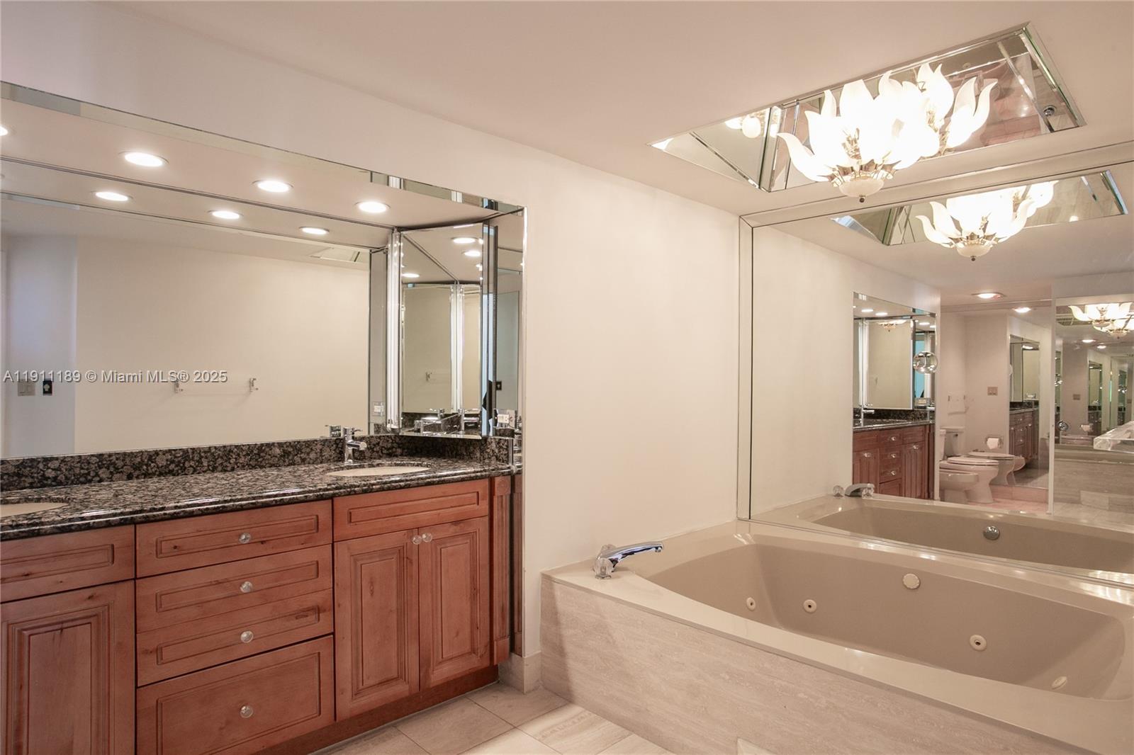 TERRACES NORTH TURNBERRY - Residential