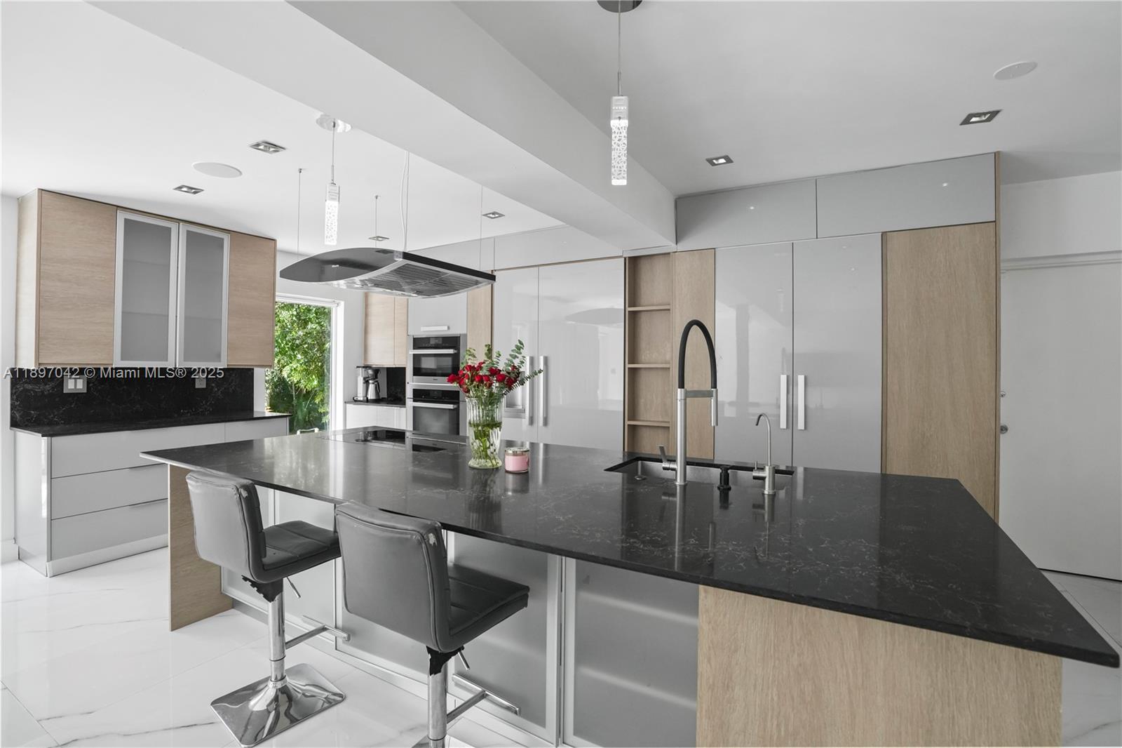 CORAL GABLES RIVIERA SEC - Residential Lease