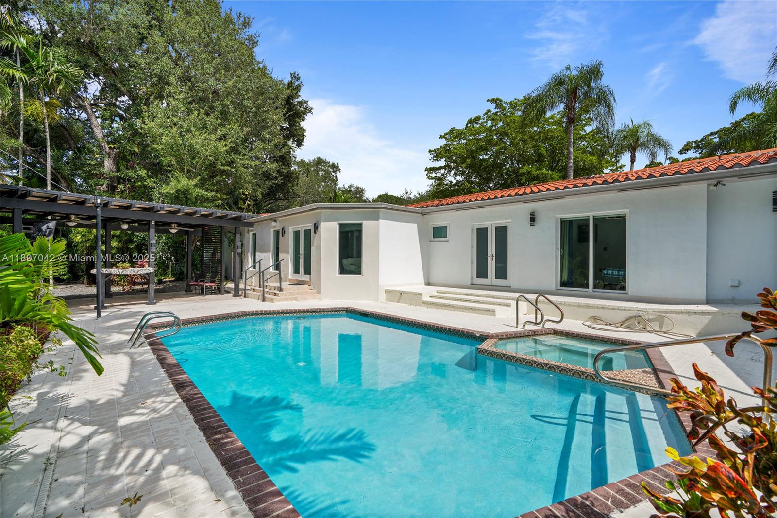 CORAL GABLES RIVIERA SEC - Residential Lease