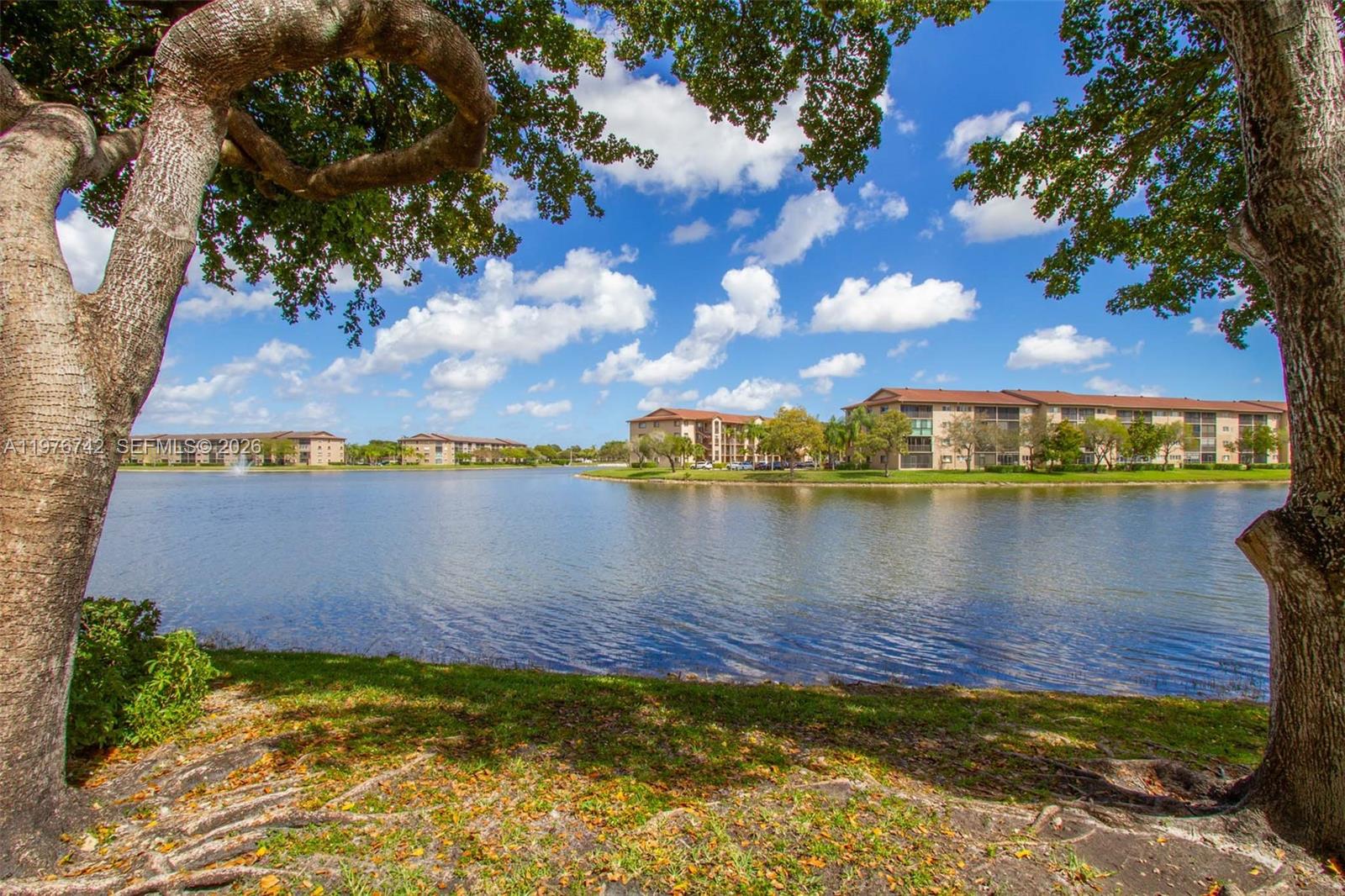 SUFFOLK II CENTURY VILLAGE - Residential