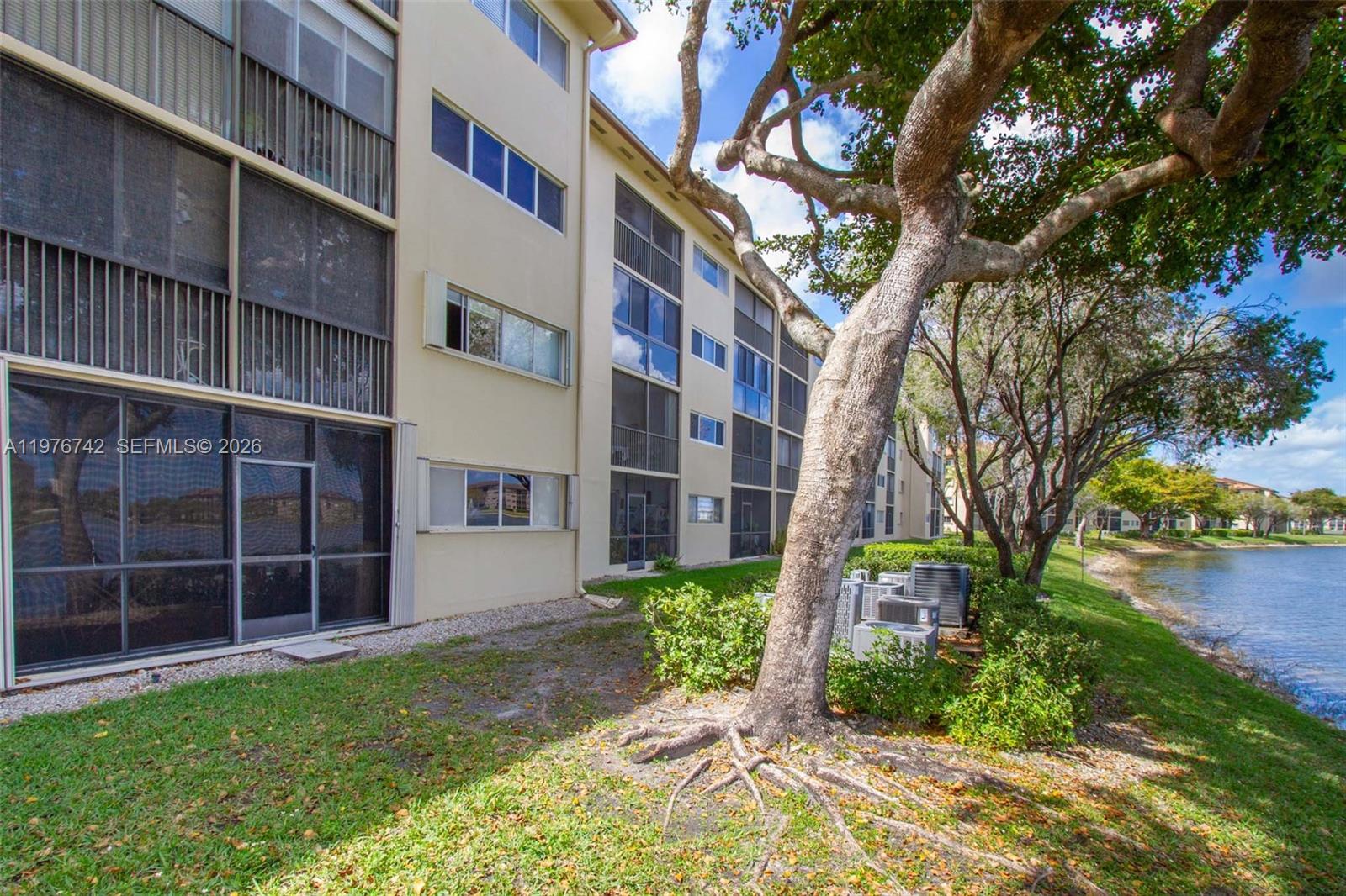 SUFFOLK II CENTURY VILLAGE - Residential