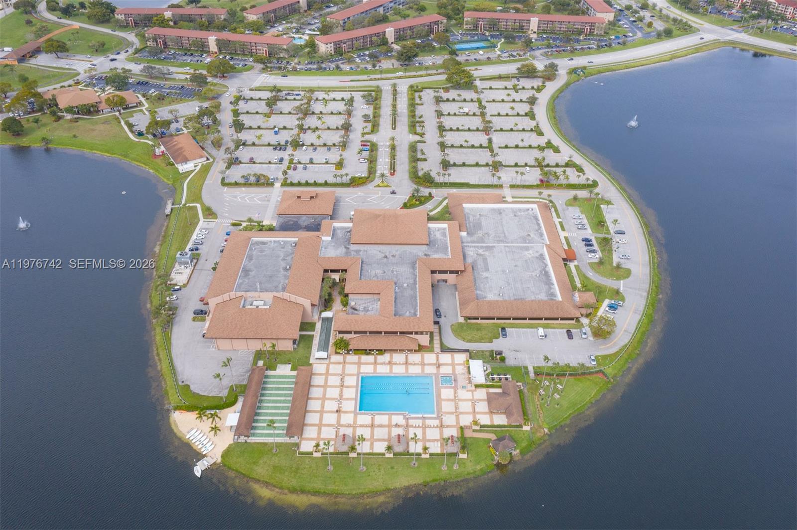 SUFFOLK II CENTURY VILLAGE - Residential