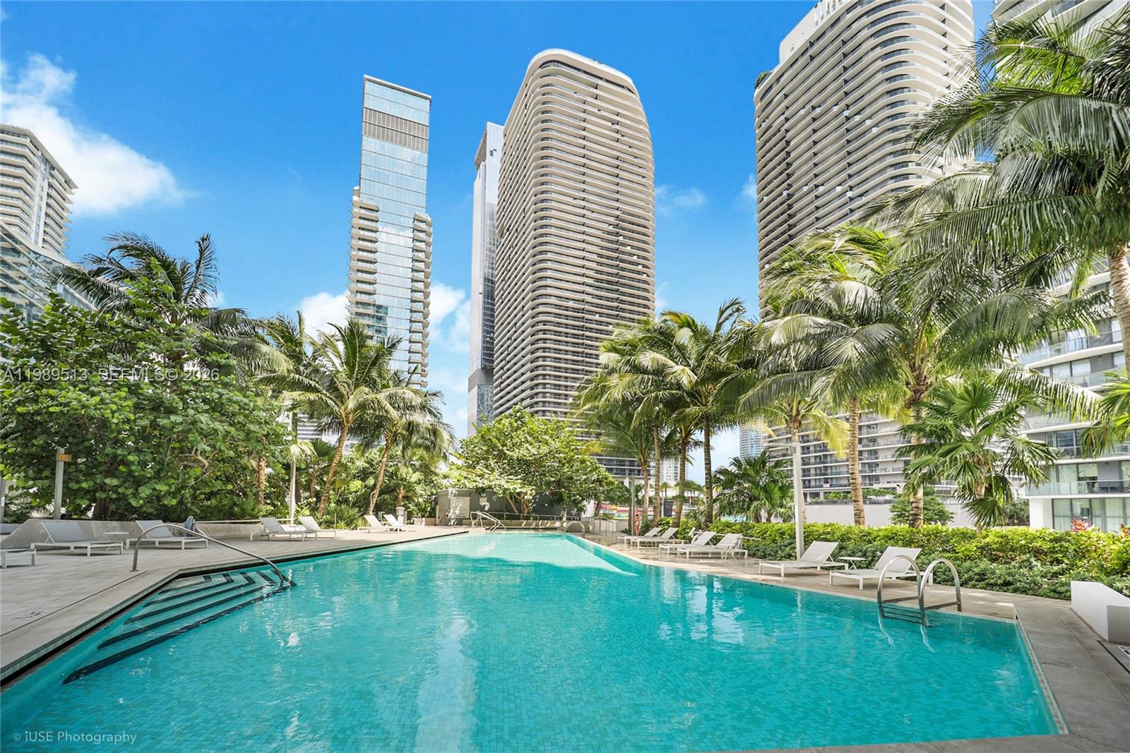 RISE CONDO - Residential