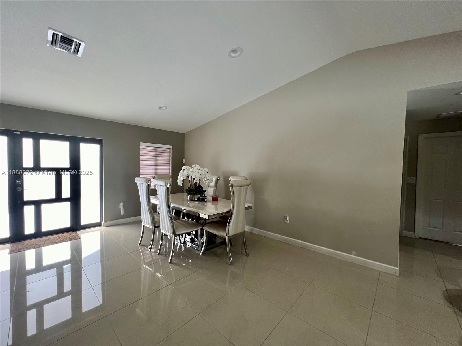 ZAMORA ESTATES - Residential